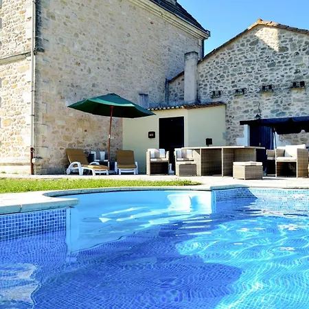 Montpeyroux Sleeps 10 Pool Wifi
